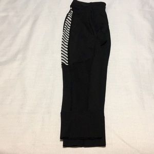 Helly Hansen black and white base layer youth small kids